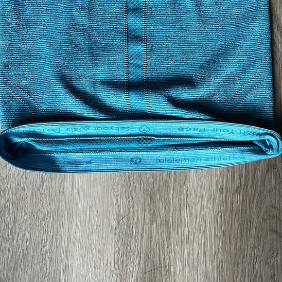 Lululemon tank! - Picture 4 of 4